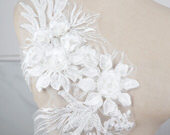 Applicazione in pizzo 3D con perline color bianco sporco, toppa ricamata con fiori 3D per abito da ballo.