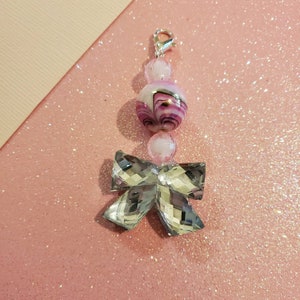 Large Bow with Pink Bead Charm