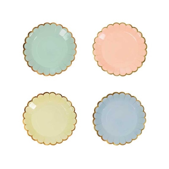 pastel yellow paper plates