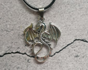 WEVENI Collana Drago Smaltato Per Donne E Ragazze - Ciondolo Drago In Lega Leggera, Gioielli Moda Con Sacchetto Di Velluto, Regalo Originale - 2
