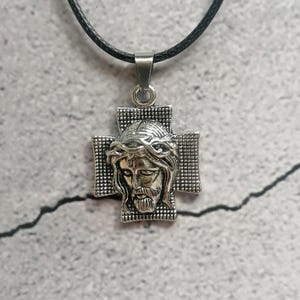 Jesus Christ Pendant Necklace, Christian Catholic Religious, Father, Men&#39;s And Women Necklace.