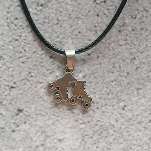 Collar de patines, colgante de patines, patines, gran regalo, regalo para amantes de los patines