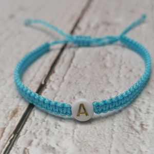 Pulsera de 34 colores con letras, pulsera con iniciales, pulsera de la amistad, letras blancas y negras doradas, regalo