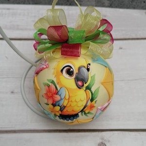 Quilted No-Sew Ornament, Happy Parrot Ornament