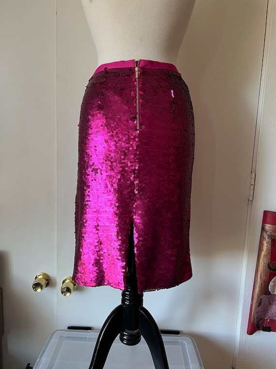 Hot pink matte sequin skirt, lined, size 2, 28 in… - image 3