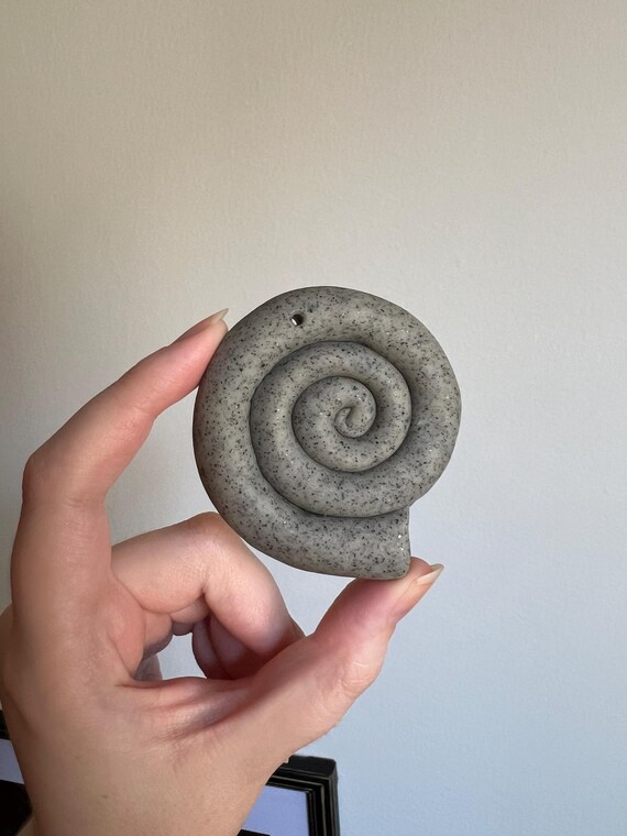 Massive handcrafted signed spiral shell formed gr… - image 3