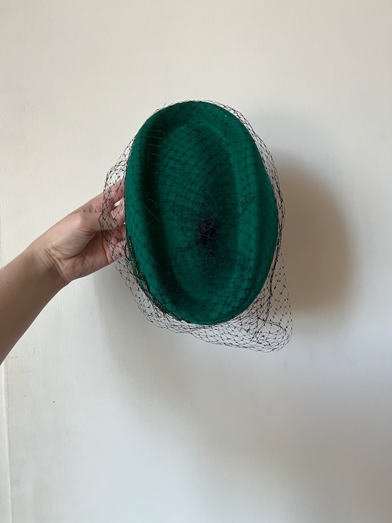 Midcentury deep green wool hat with sequin leaf e… - image 4