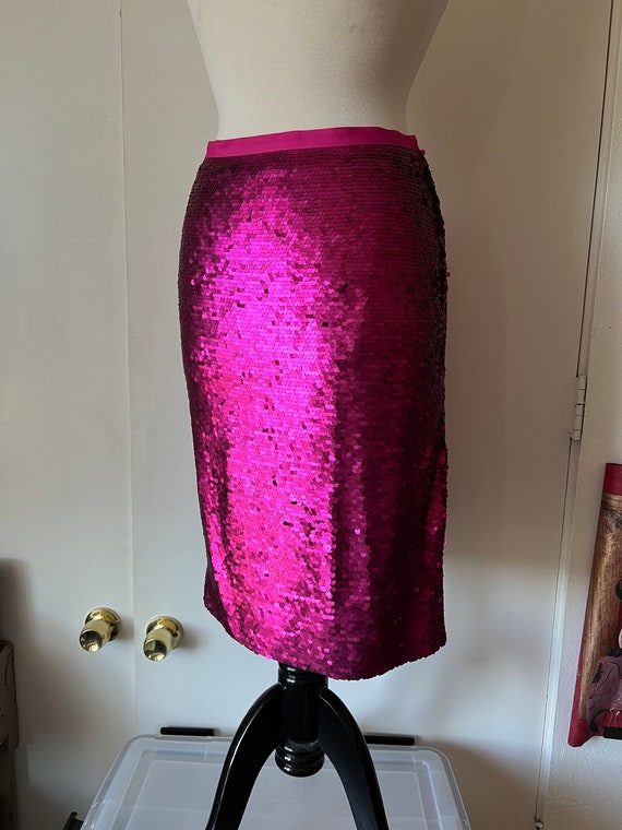 Hot pink matte sequin skirt, lined, size 2, 28 in… - image 2