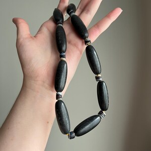 Granite grey Dzi necklace, gold silk, glass, sterling Bild 6