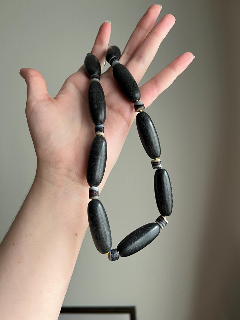 Granite grey Dzi necklace, gold silk, glass, sterling Bild 6