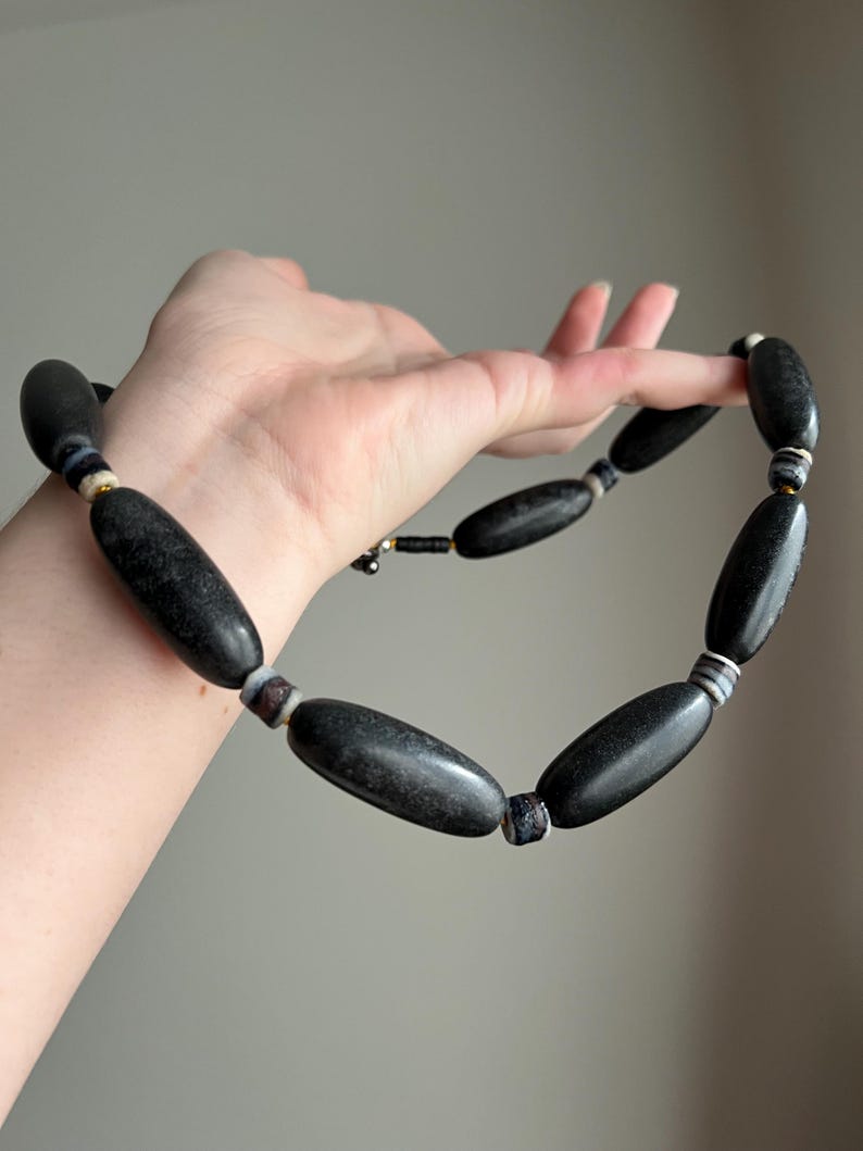 Granite grey Dzi necklace, gold silk, glass, sterling Bild 2