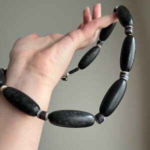 Granite grey Dzi necklace, gold silk, glass, sterling Bild 3