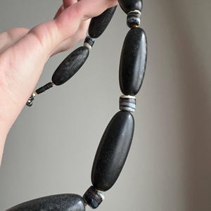Granite grey Dzi necklace, gold silk, glass, sterling Bild 4