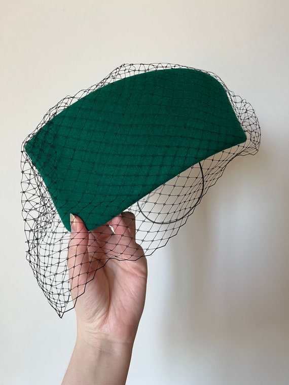 Midcentury deep green wool hat with sequin leaf e… - image 3