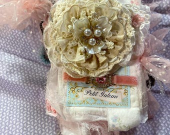 Shabby Chic Anhänger Flip, Patisserie Journal Anhänger, Pastell Spitze Perlen Verzierungen