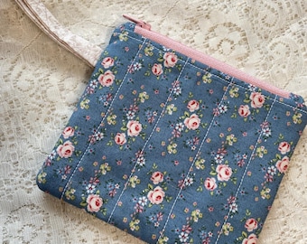 Kleine gesteppte Reißverschlussbeutel-Mappe