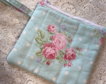 Kleine gesteppte Reißverschlussbeutel-Mappe