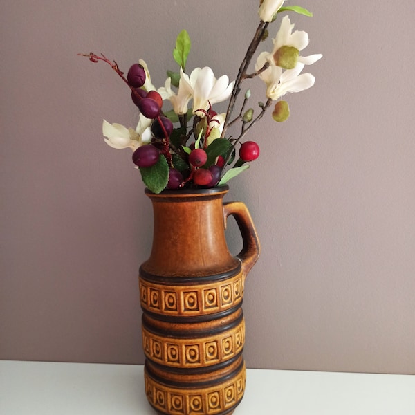 West German Pottery Vase 429-26 by Scheurich with Inca Decor in Brown/Mustard with Handle, West German Pottery