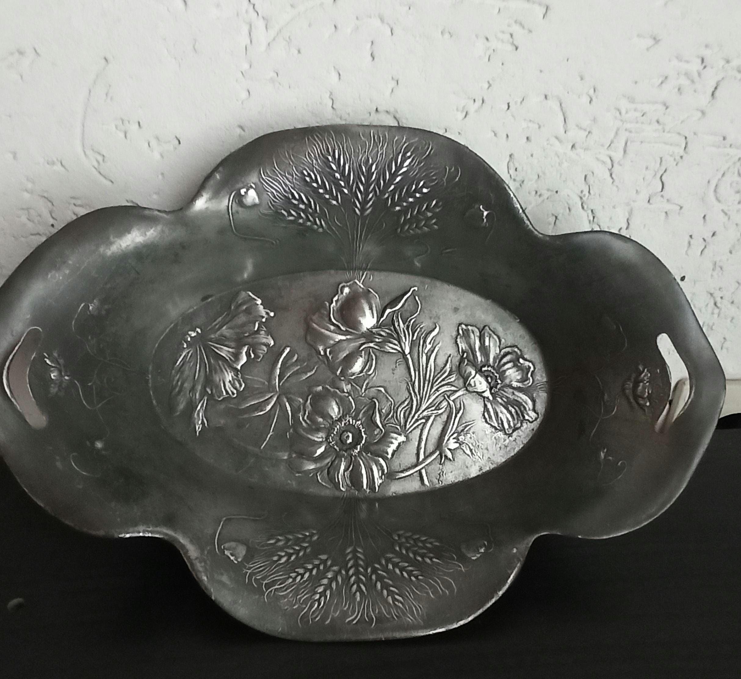 アンティークのアールヌーボー/ユーゲントシュティールのピューター製