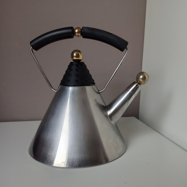 Conical  Whistling Water Kettle, Stainless Steel Kettle, Made in Germany