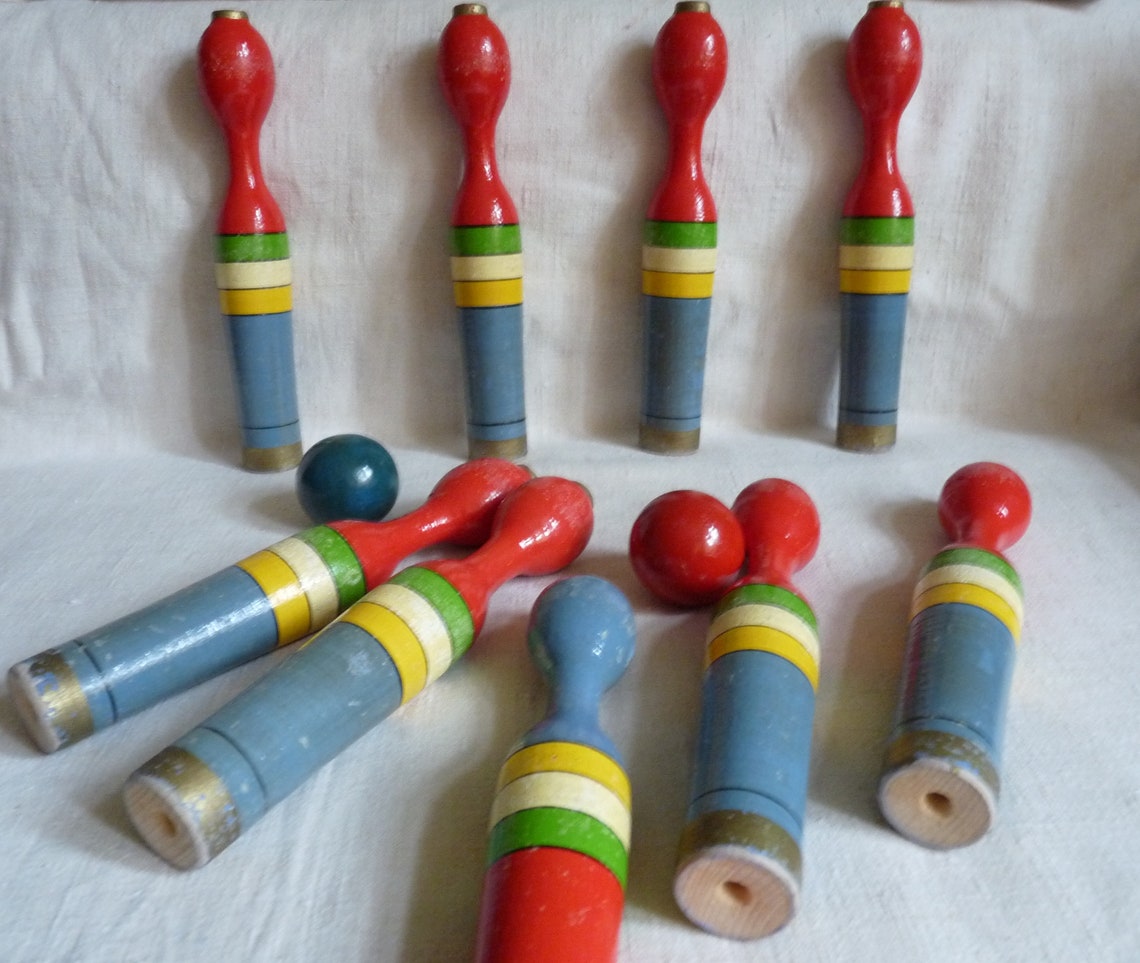 Vintage Set of Skittle Pins Shabby and Charming Set of 9 Etsy