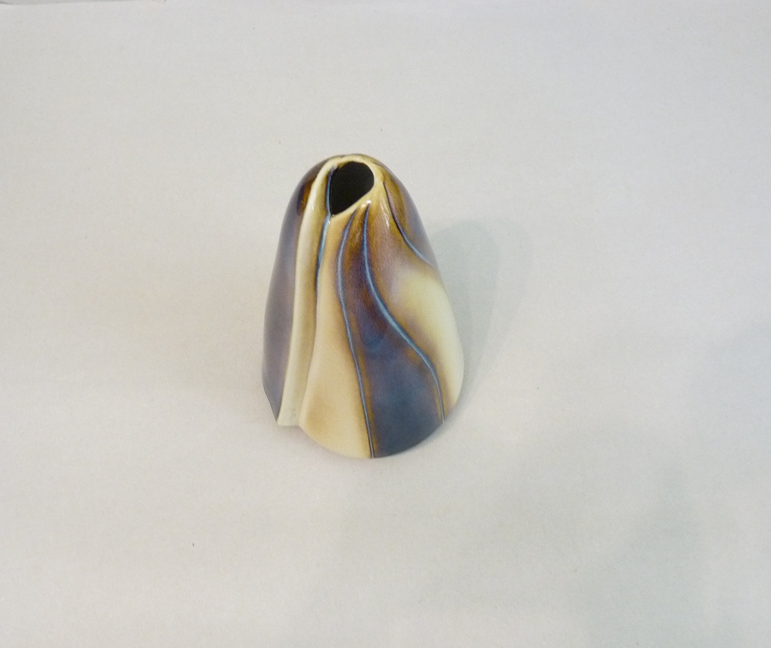 ★レア★ Goebel社［ゲーベル］ドイツ製　ミュシャ　ガラスベース ☆レア☆ Goebel社［ゲーベル］ドイツ製 ミュシャ ガラスベース - メルカリ