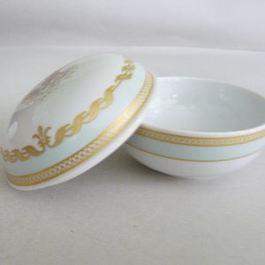 Vintage AK Kaiser &quot;Musette&quot;  Germany Jewelry / Trinket Box , Pill Box,  Designer K. Nossek