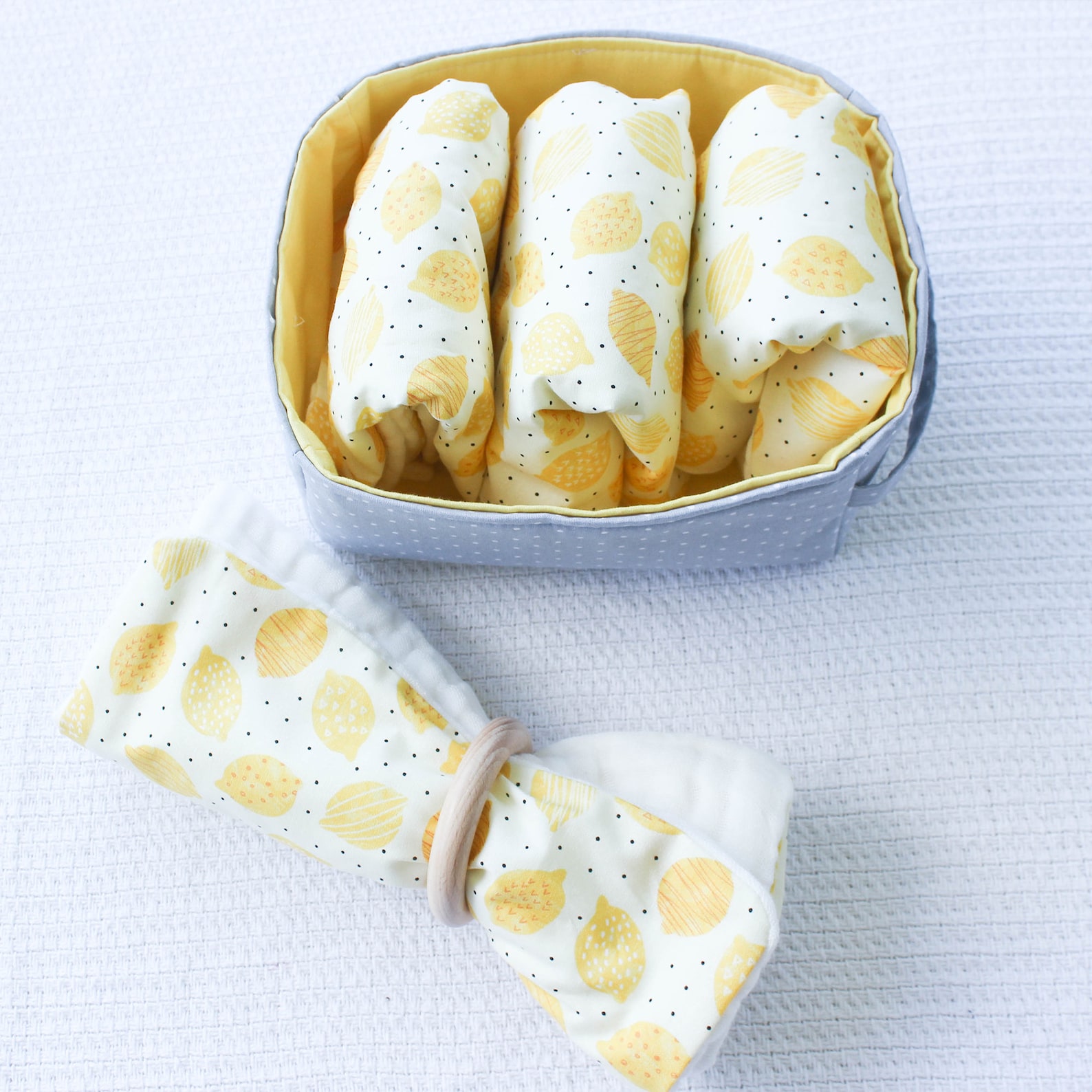 Lemon Baby Gift Set, Baby Gift Set, Personalized Baby Gift Basket, Burp