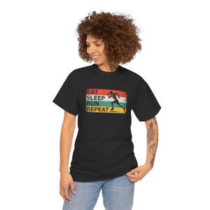 Retro Eat Sleep Run Repeat T-Shirt Vintage Funny Running Graphic Tee Marathon Runner Humor Shirt Fitness Workout Jogging Gift