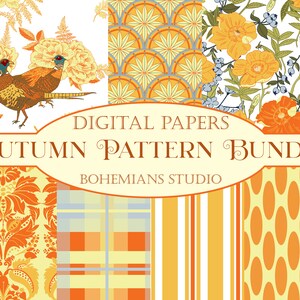 Puede incluir: Un paquete de papeles digitales con patrones de temática otoñal. Los patrones incluyen un diseño floral con flores naranjas y amarillas, un patrón geométrico con círculos naranjas y amarillos, un patrón de cuadros con cuadrados naranjas, amarillos y azules, un patrón damasco con remolinos naranjas y amarillos, y un patrón a rayas con rayas naranjas y amarillas. El texto "DIGITAL PAPERS AUTUMN PATTERN BUNDLE BOHEMIANS STUDIO" se muestra en la imagen.