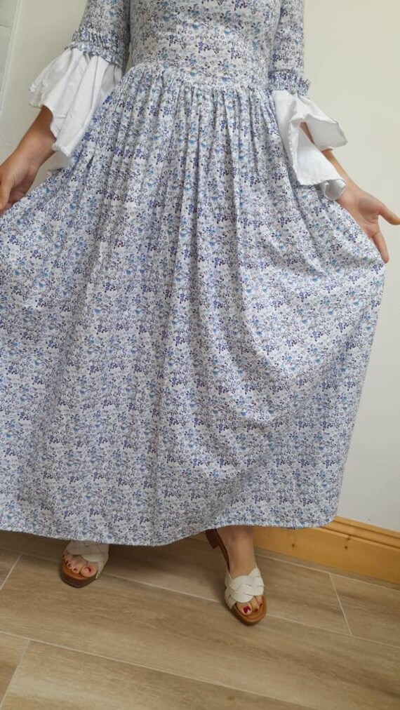 Precious 70s Trellis Floral Cotton Prairie Dress