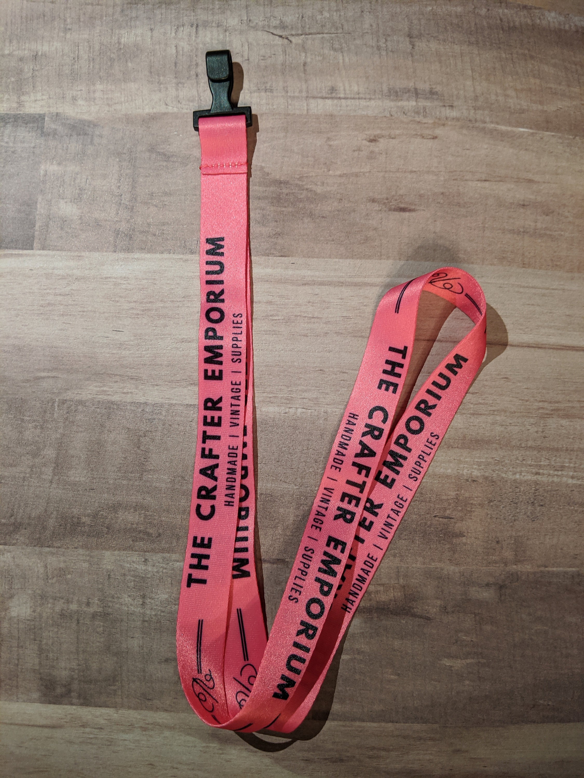 The Crafter Emporium Lanyard. Perfect for attaching hinged, thread ...