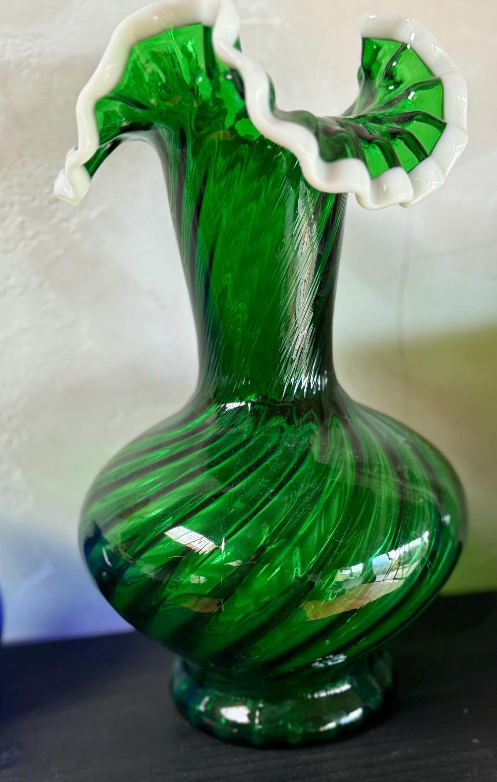 Fenton Emerald Green Snow Crest Swirl 11.5 Inch Vase, Dark Green