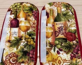 2 pc set padded refrigerator, oven，stove,dishwasher handle covers, wine bottle, wine glass,grapes,vineyard