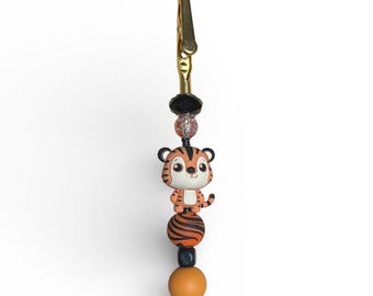 Bracelet helper Cute Tiger animal theme Smokng Accessory Smoker wand Credit Card ATM Grabber Jewelry tool Long Nail protector Smoker gift 4”