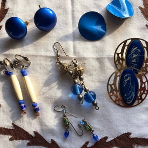 Vintage Jewelry Destash Cobalt/Sapphire Blues Earrings Retro Crafting Mixed Media Upcycle