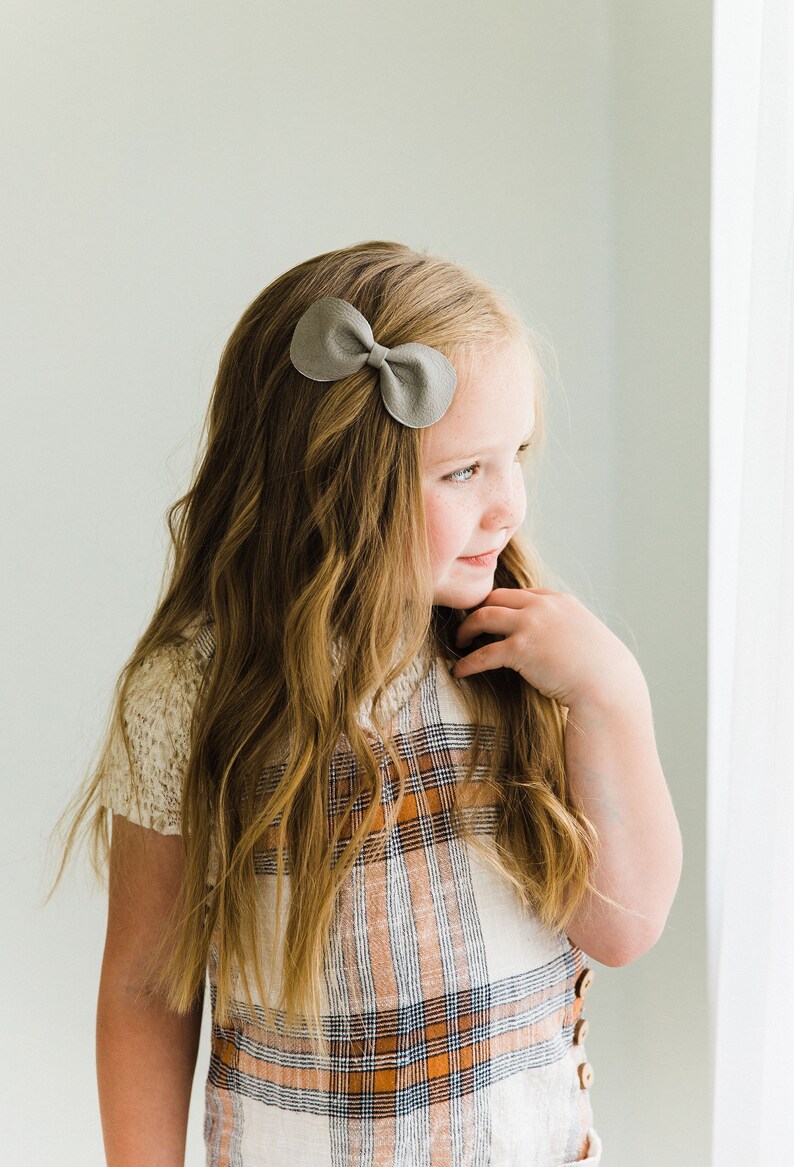 Sweet Pea Bow