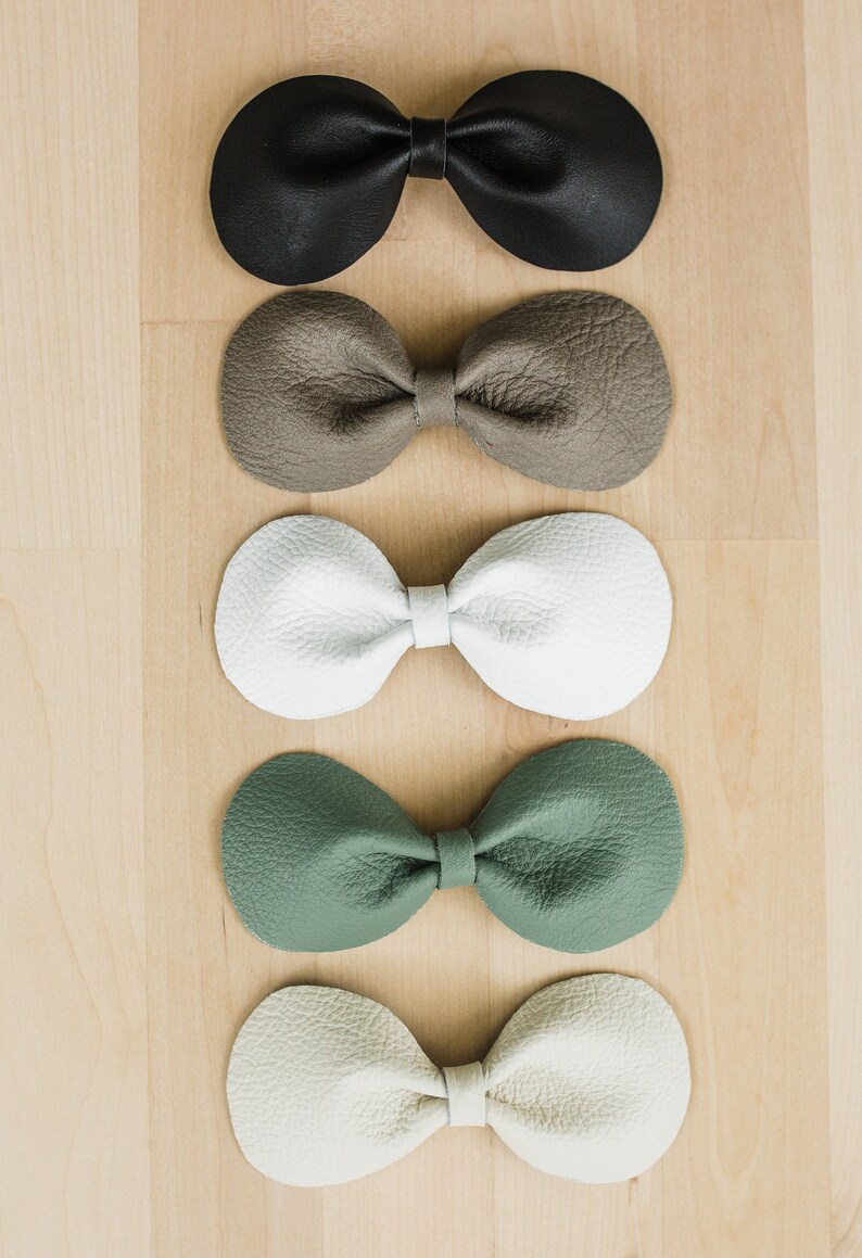 Sweet Pea Bow