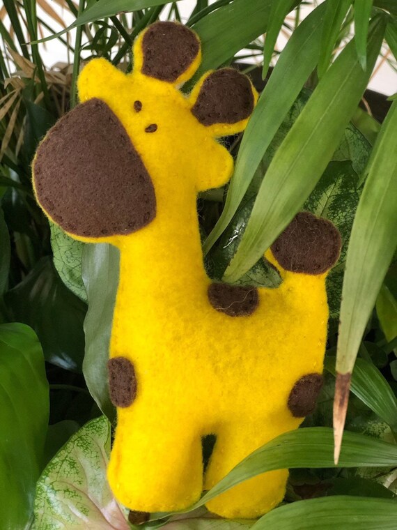giraffe cat toy