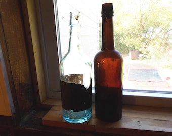 Whiskey Bottle's 1870 to 1880 3 piece mold amber bottle,1890 to 1900 Paper label aqua whiskey bottle, 2 whiskey one price, Vintage whiskeys.