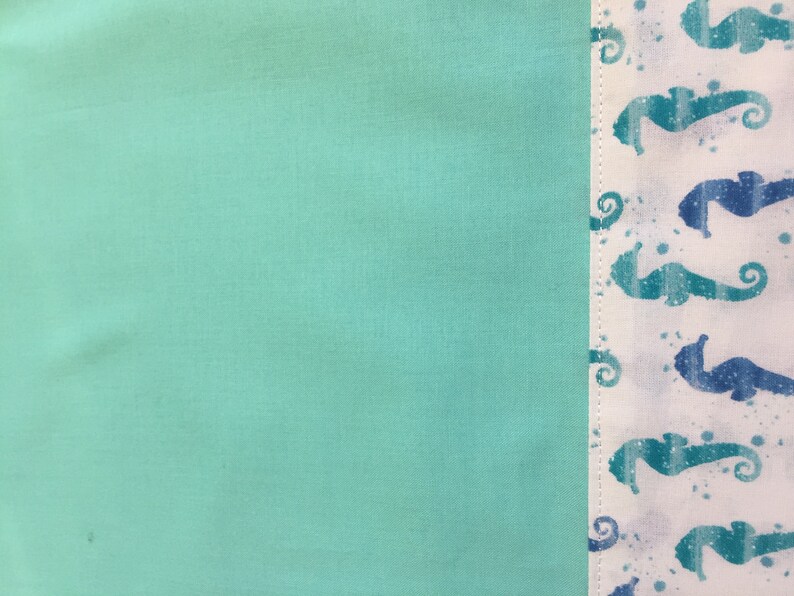 100/% Cotton FullQueen Size Pair of Pillowcases Seahorses