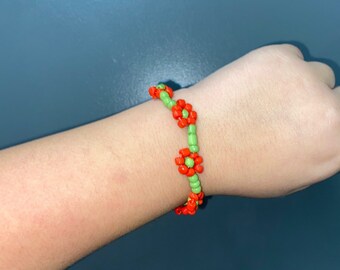 Mistletoe theme bracelet
