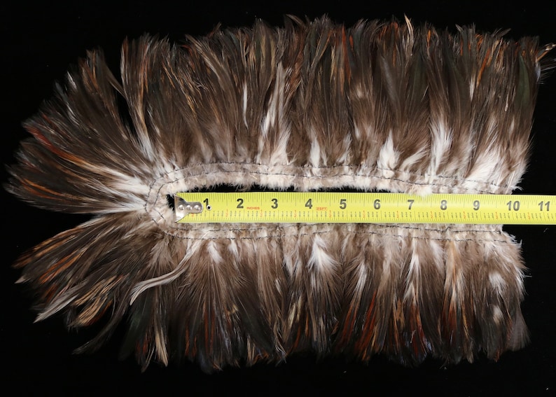 Crafts 33 12/'/' Strung Natural Color Red 4/'/'-6/'/' High Black and Badger Saddle Hackle Feathers Doll Hair 3 Strands Millinery Fly Tying