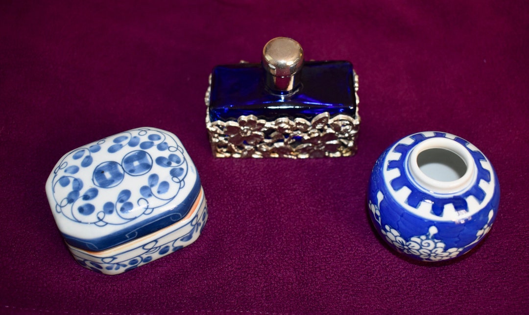 Vintage Vanity Items Vintage Perfume Bottle Vintage Trinket Etsy