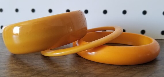 Vintage Bakelite Mustard Trio