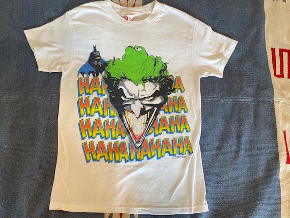 Batman Logo Con Il Joker Graffiti Dc T-Shirt - Foto 9