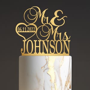 Personalized Wedding Cake Topper: Custom Anniversary Keepsake