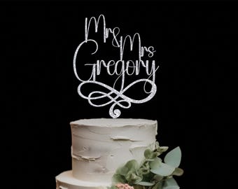 Infinity Ring Cake Topper with Date: Custom Anniversary Keepsake