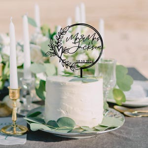 Décoration pour gâteau de mariage couronne chic, style bohème doré, date de nom de famille personnalisée