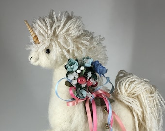 Unicorn, Magical Creatures, Felted Unicorn, Needle Felted Unicorn, Wool Unicorn